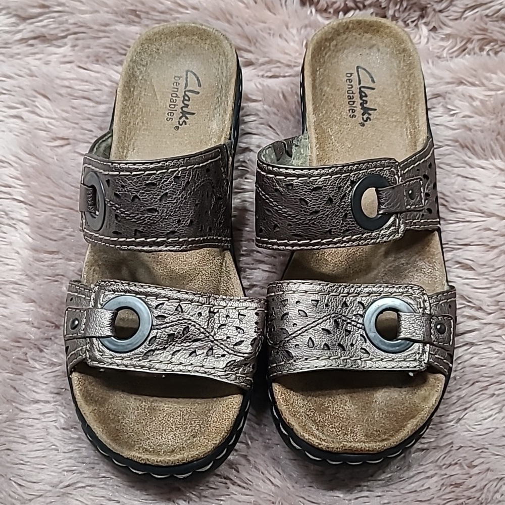 Clarks Bronze Metallic Slides Sandals Sz 6M